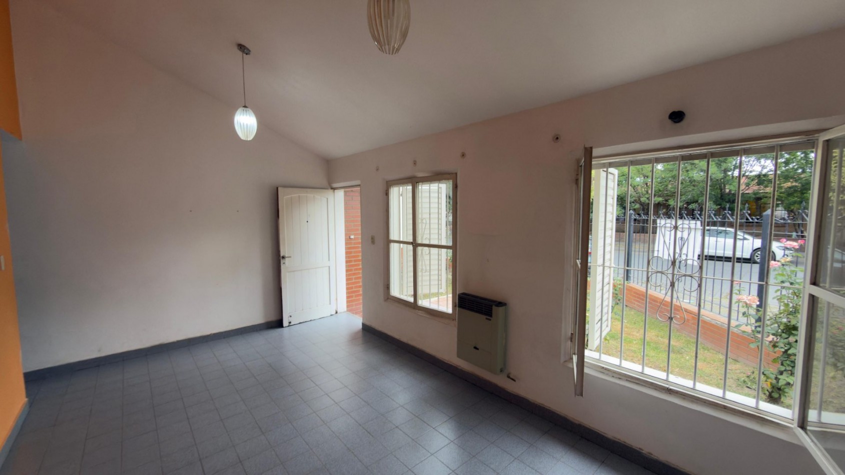 Casa en venta - Barrio San Carlos 