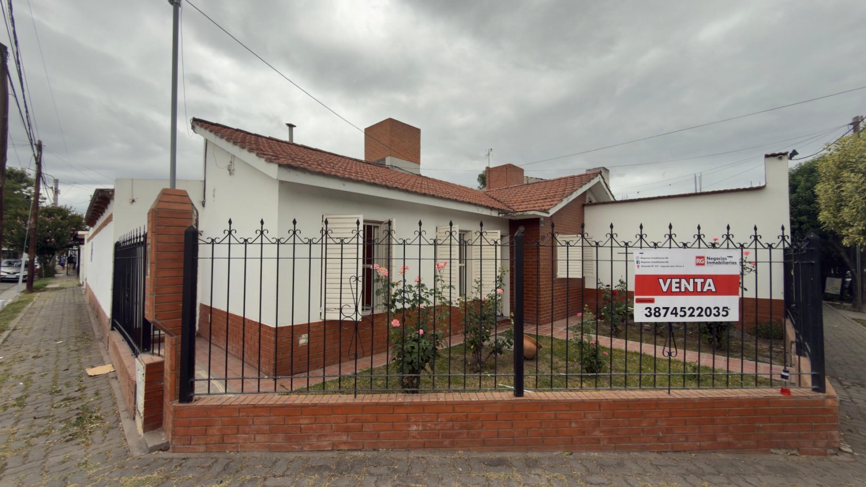 Casa en venta - Barrio San Carlos 