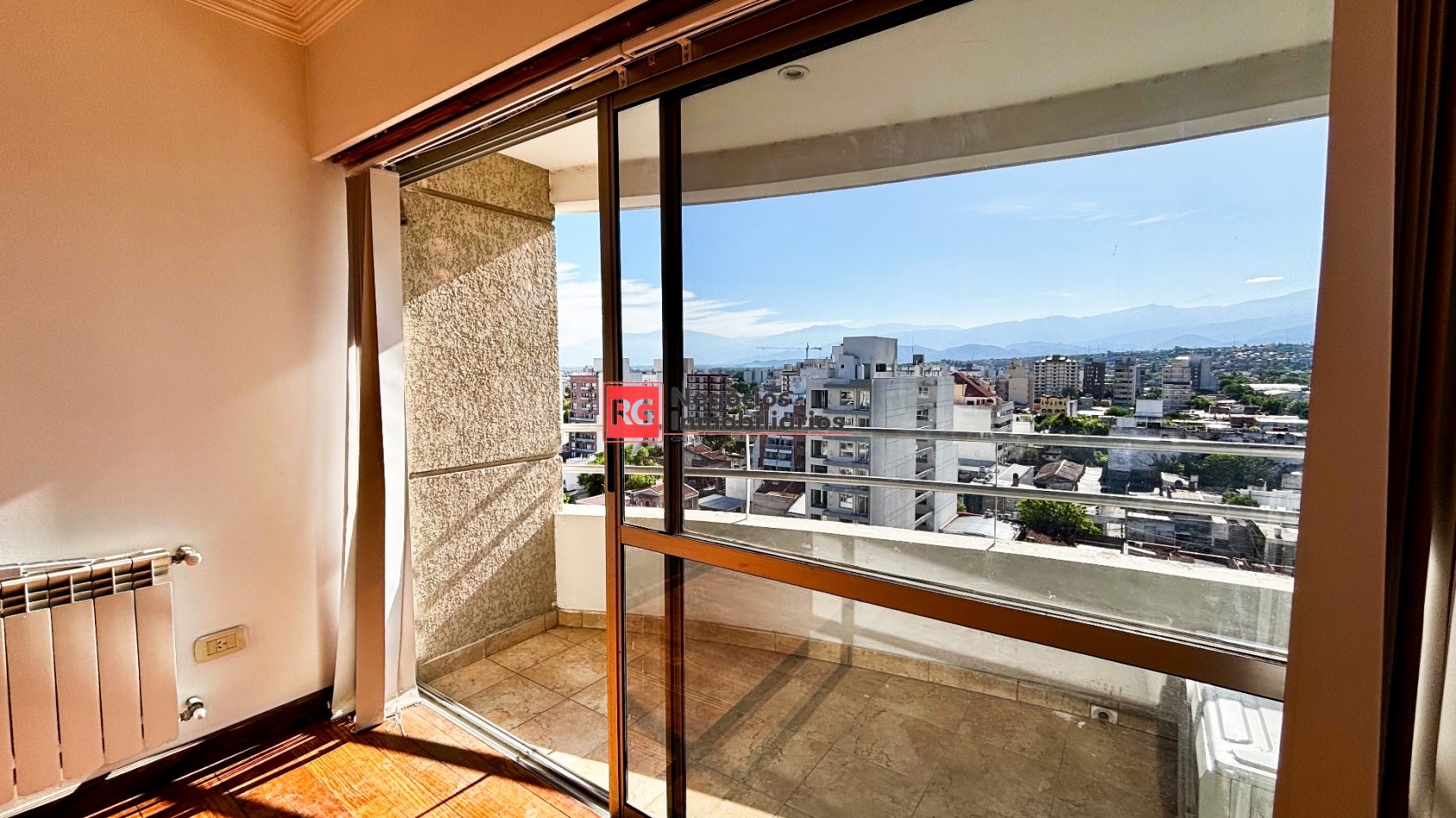 Departamento 2 dormitorios en alquiler - Avenida Sarmiento al 400 