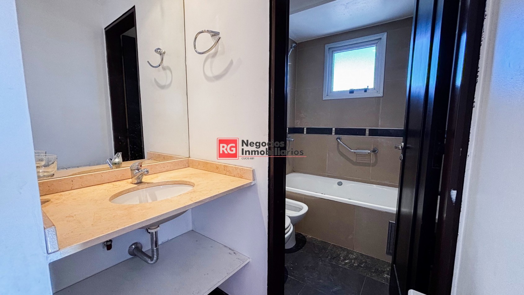 Departamento 2 dormitorios en alquiler - Avenida Sarmiento al 400 