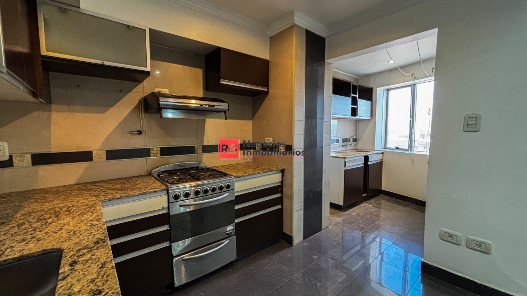 Departamento 2 dormitorios en alquiler - Avenida Sarmiento al 400 