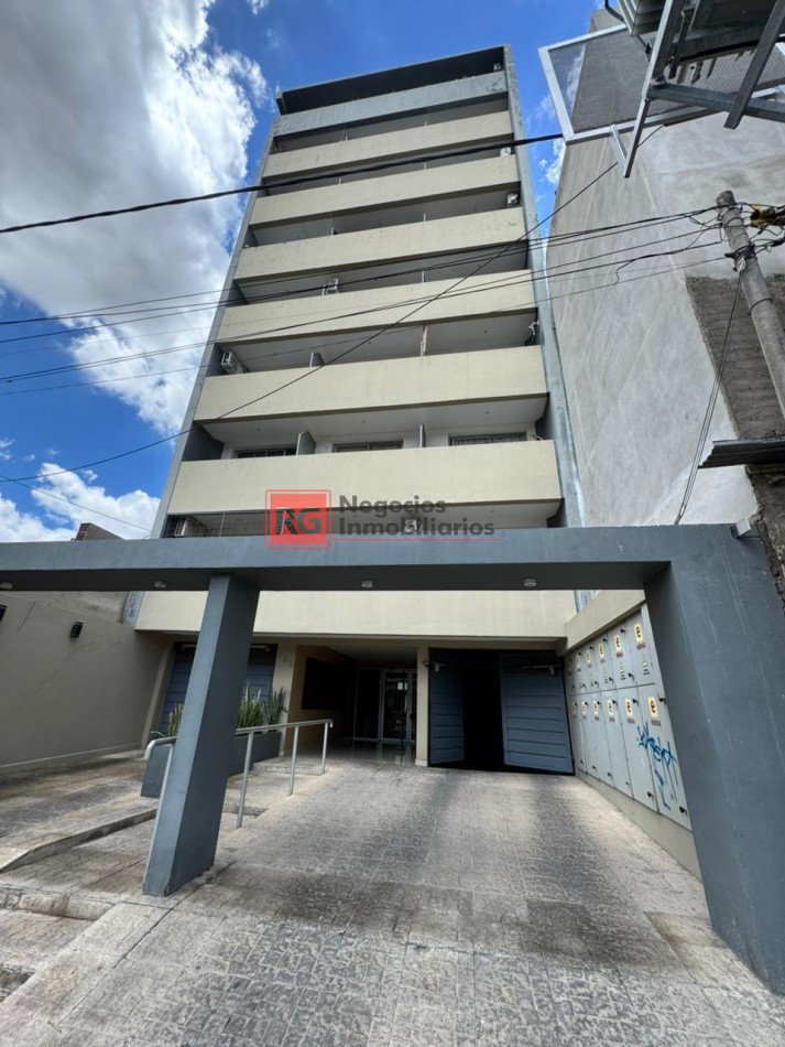 Monoambiente en Arenales 425