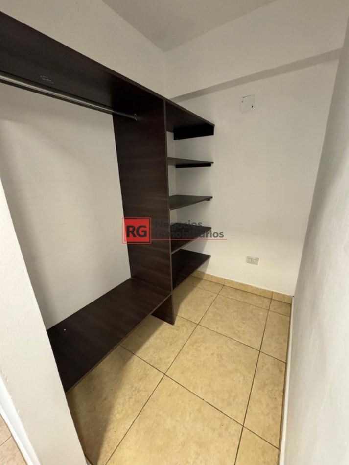 Monoambiente en Arenales 425