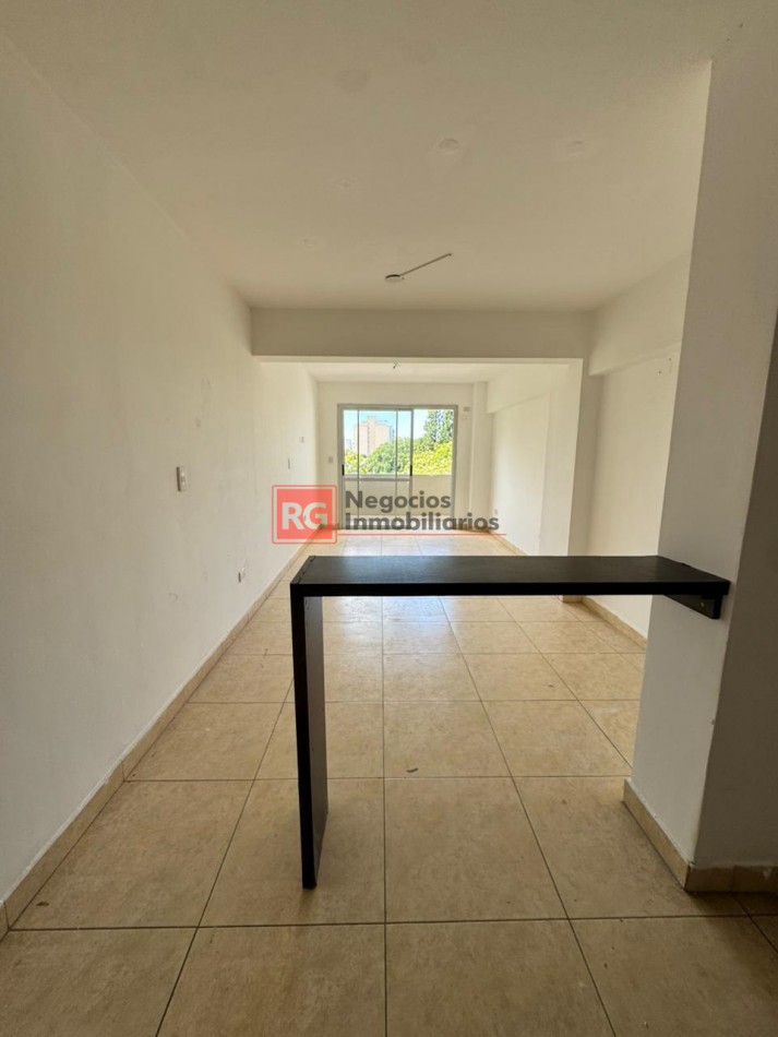 Monoambiente en Arenales 425