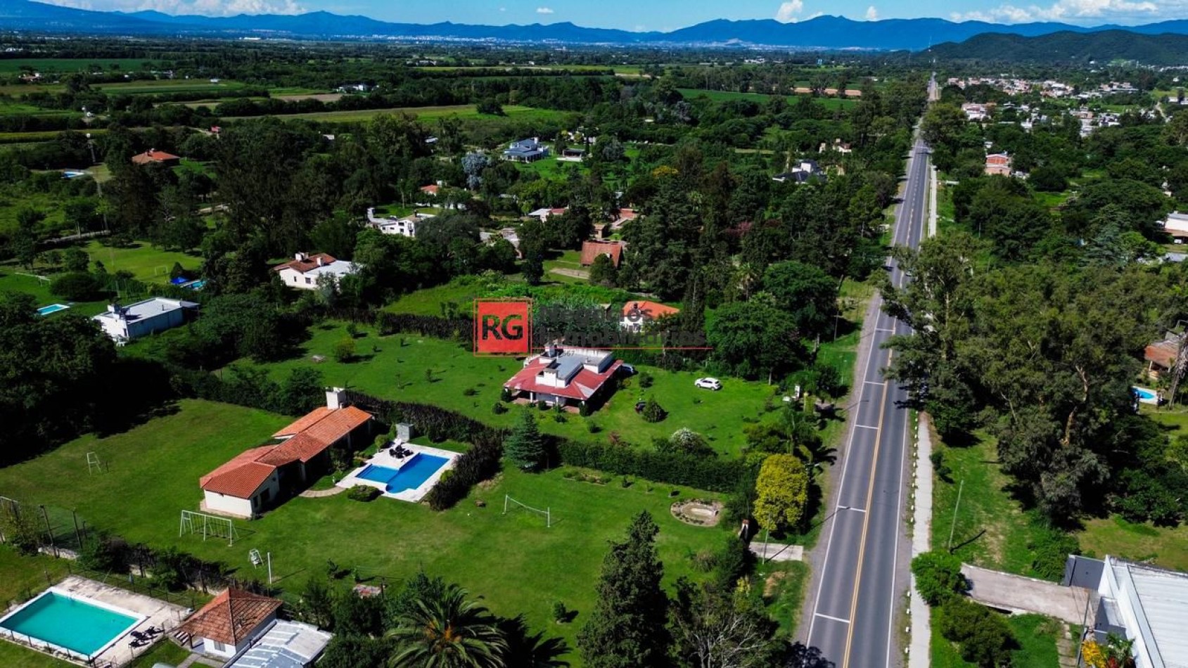 Casa de Campo en Venta - Zona Rosario de Lerma / Cerrillos 