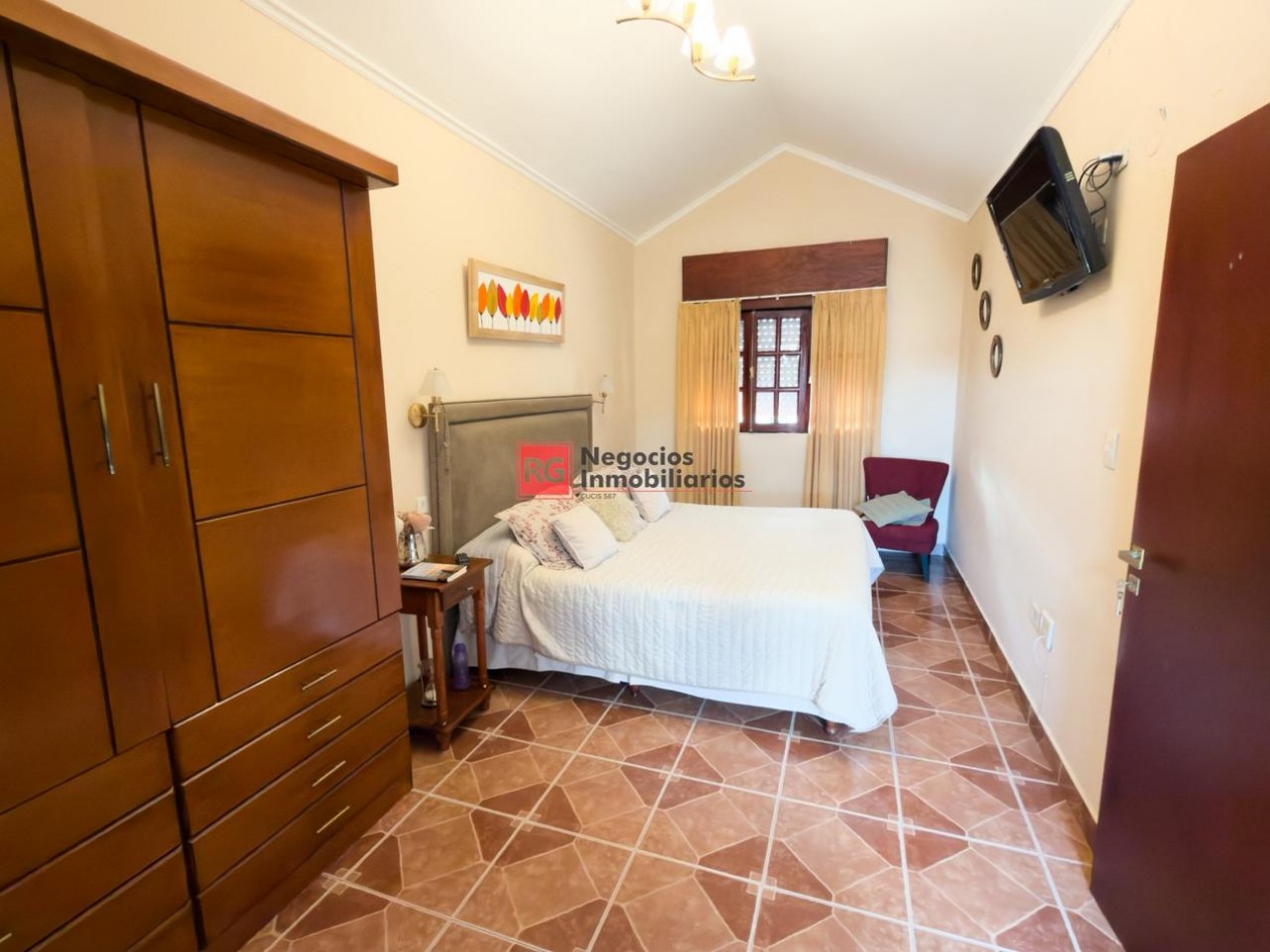 EN VENTA CASA BARRIO GRAND BOURG