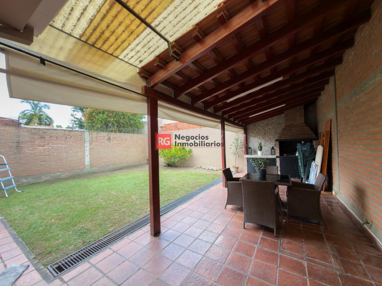 EN VENTA CASA BARRIO GRAND BOURG
