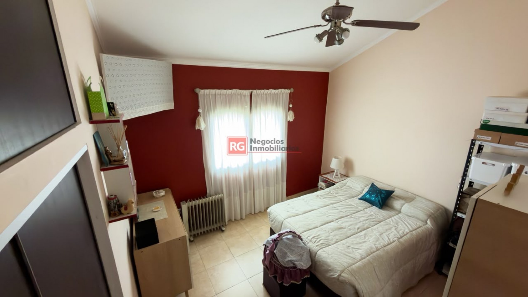EN VENTA CASA BARRIO SAN CARLOS 