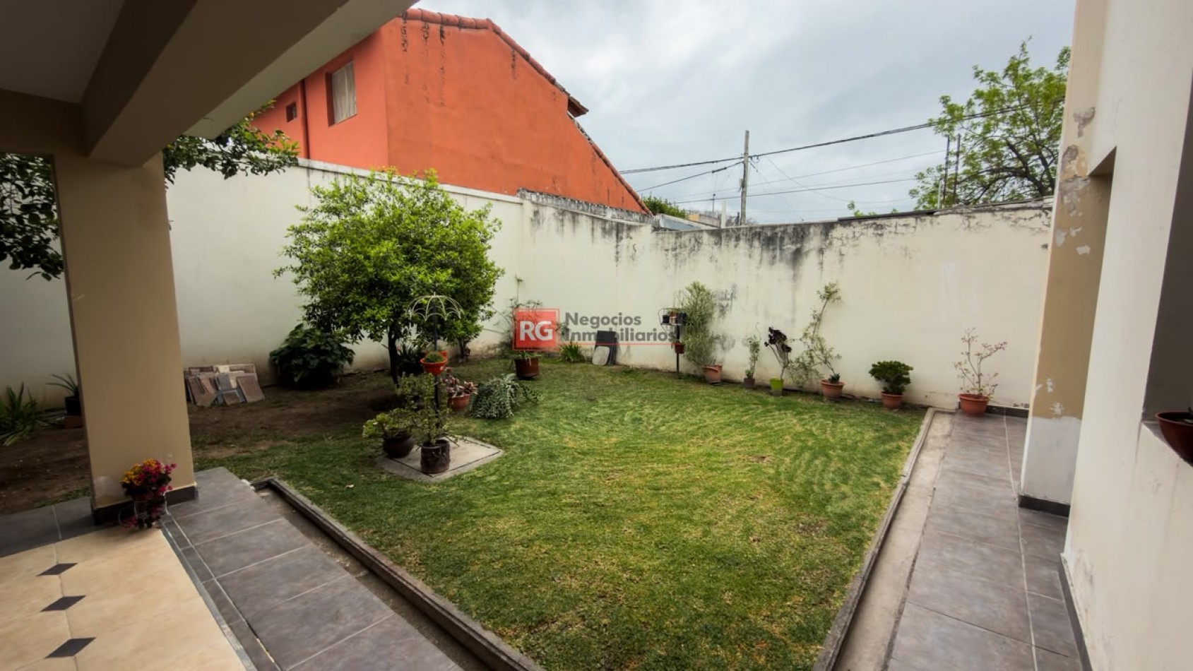 EN VENTA CASA BARRIO SAN CARLOS 