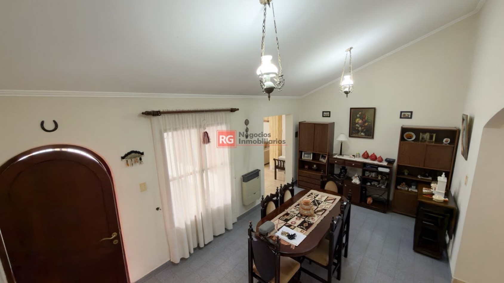 EN VENTA CASA BARRIO SAN CARLOS 
