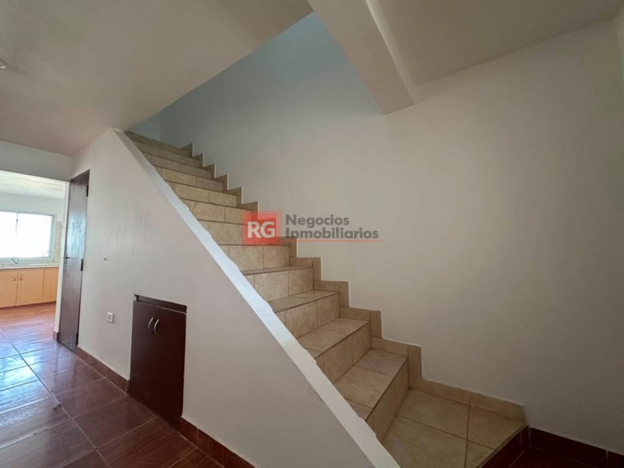 DUPLEX EN BARRIO TIMOTEO - ZONA SUR