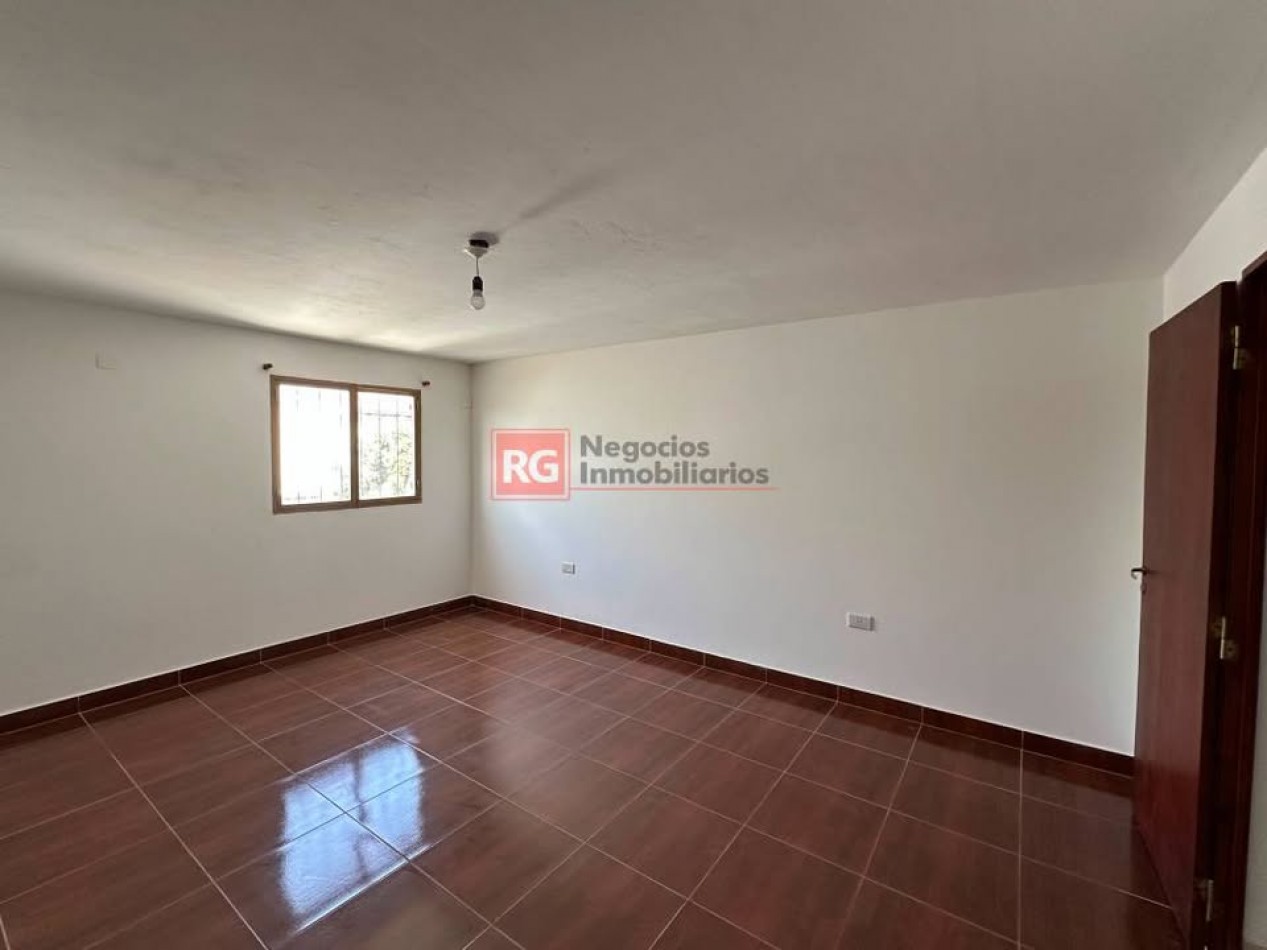 DUPLEX EN BARRIO TIMOTEO - ZONA SUR