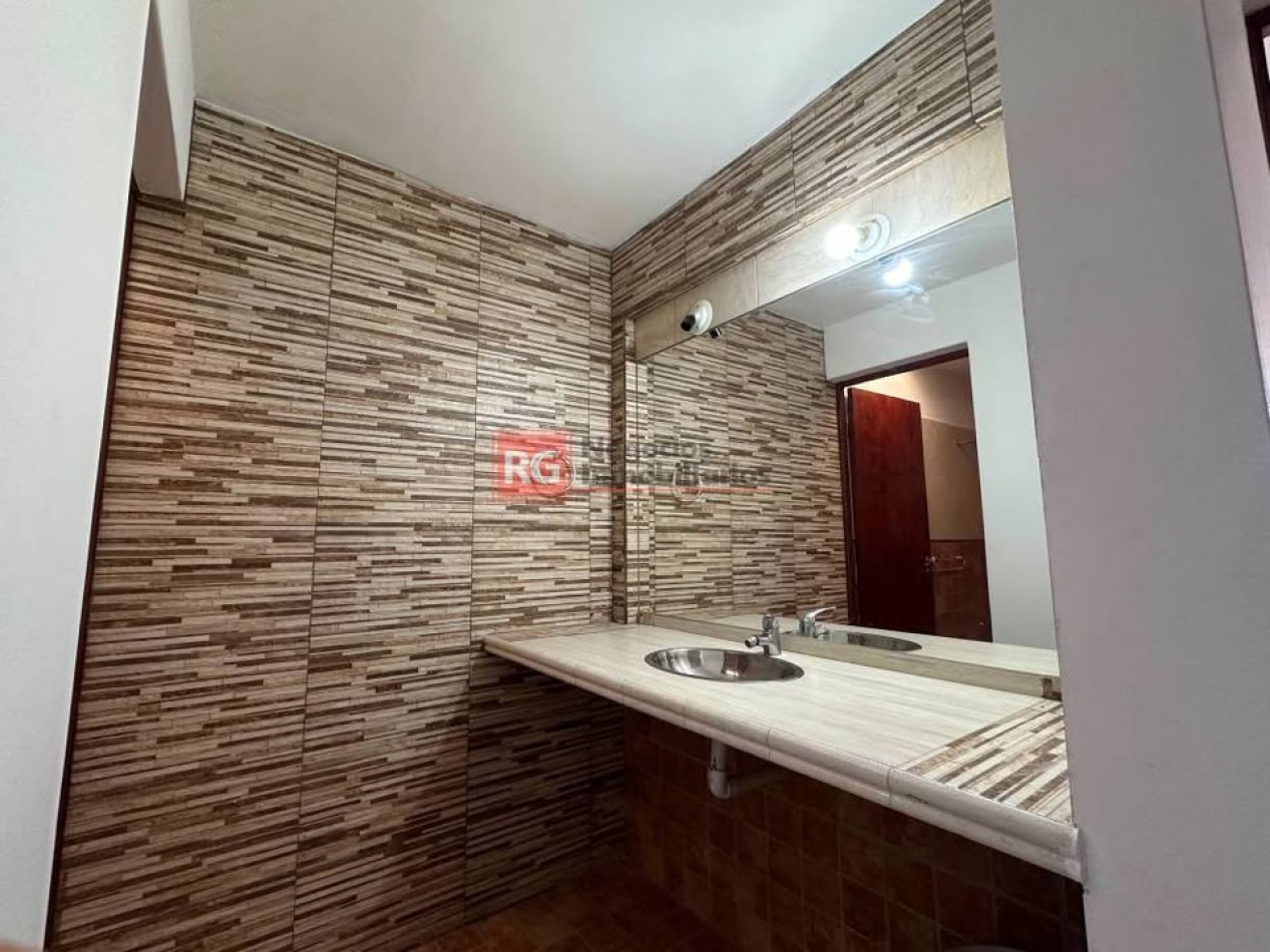 DUPLEX EN BARRIO TIMOTEO - ZONA SUR