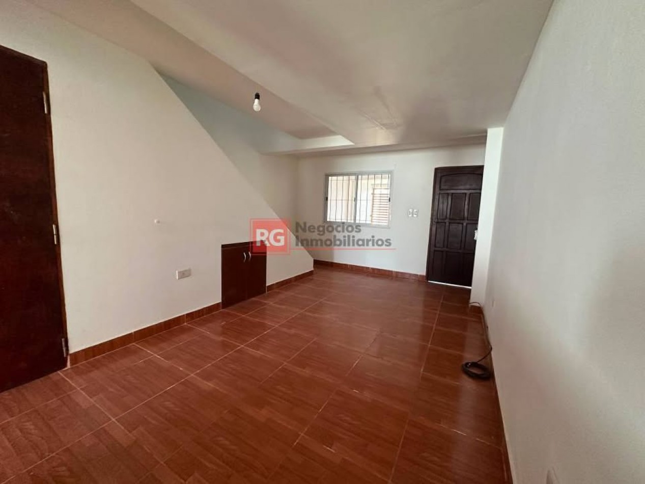 DUPLEX EN BARRIO TIMOTEO - ZONA SUR