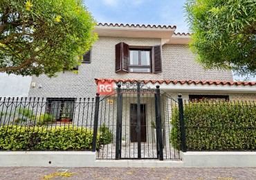 Casa en Venta - Zona Monumento a Guemes